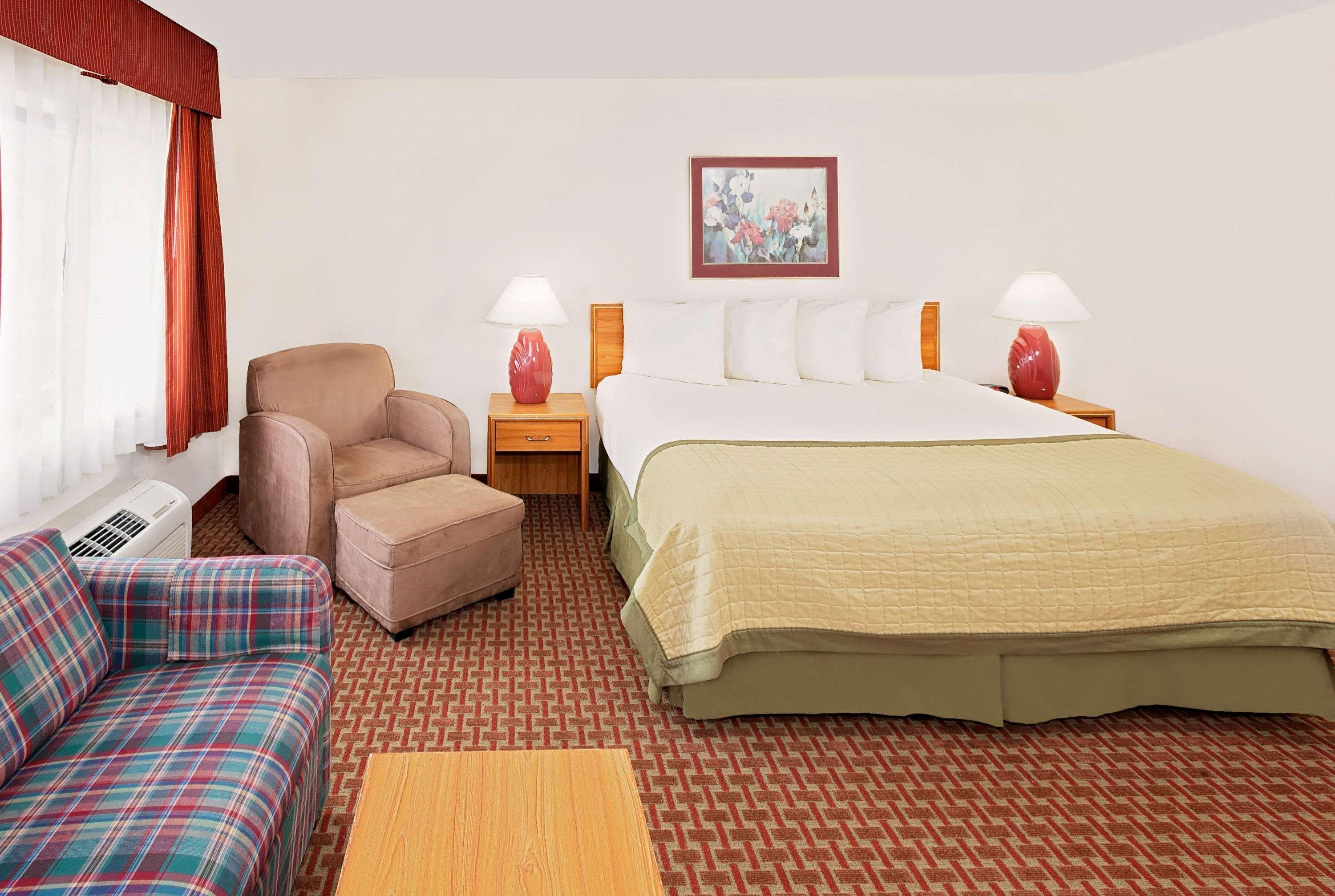Baymont By Wyndham St. Joseph/Stevensville Ngoại thất bức ảnh